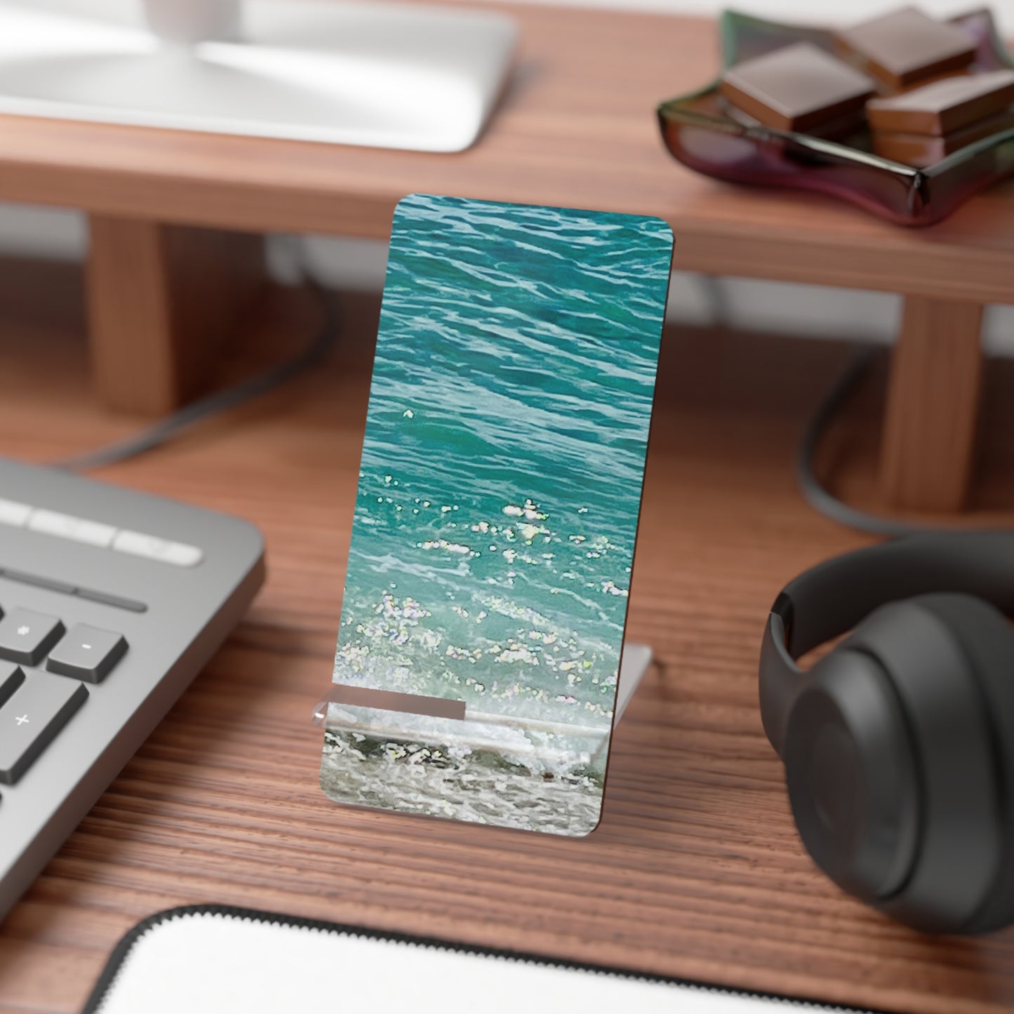 Sand & Surf Mobile Display Stand for Smartphones